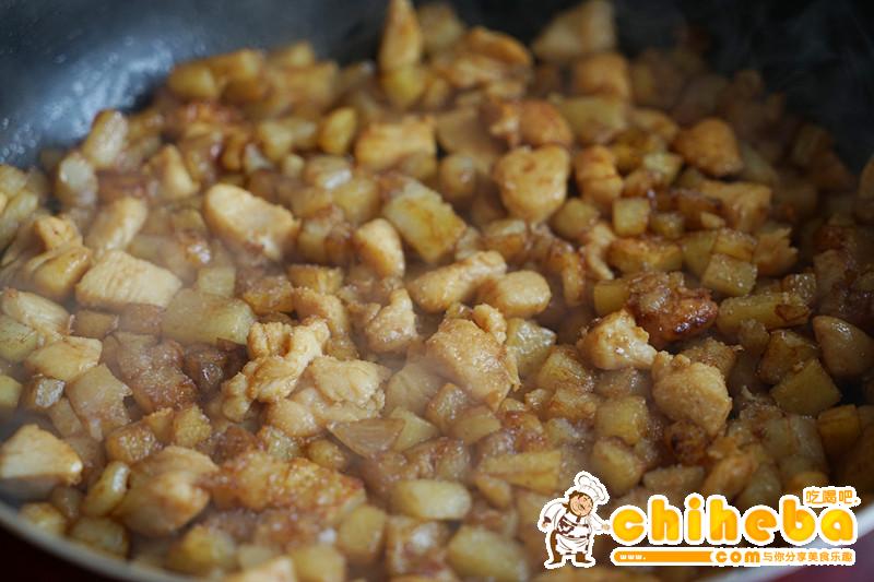 一道怎么做都好吃的干煎土豆鸡丁（红烧，咖喱，椒盐，孜然）的做法 步骤10
